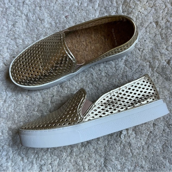 Jibs Classic Metallic Perforated Gold Leather Slip-On Trainers Sneakers Size 6 - Picture 11 of 11
